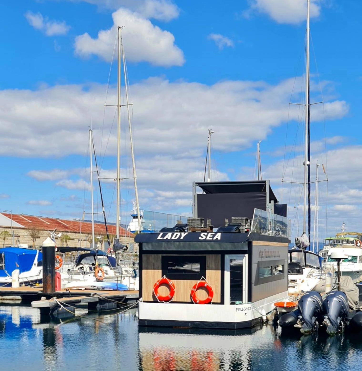 Barco-Apartamento En El Nautico De Vigo Zewnętrze zdjęcie