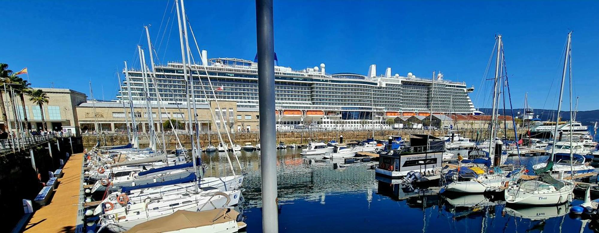 Barco-Apartamento En El Nautico De Vigo Zewnętrze zdjęcie